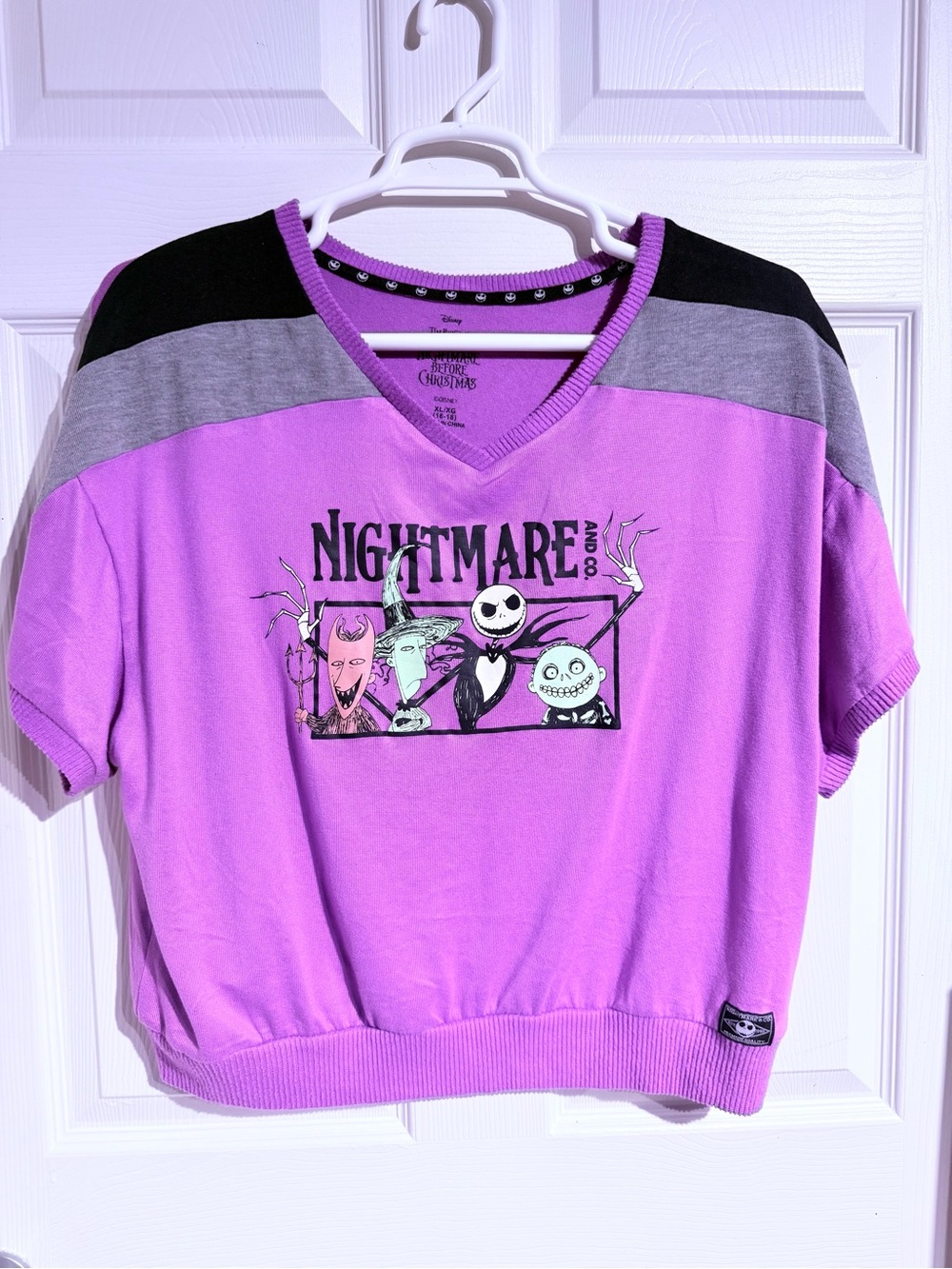 Disney Nightmare Before Christmas Purple Crop Casual Graphic Sweatshirt XL